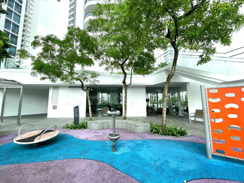Trilight Condominium For Sale at S$ 14,800,000 | PropertyGuru Singapore - 4-bedroom Penthouse @ Trilight, S'pore