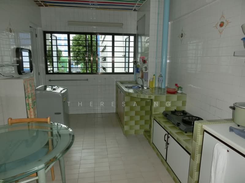 228 Tampines Street 23, 228 Tampines Street 23, 2 Bedrooms, 721 sqft, HDB Flat For Rent, by Theresa Ng, 20282051 - PropertyGuru.com.sg