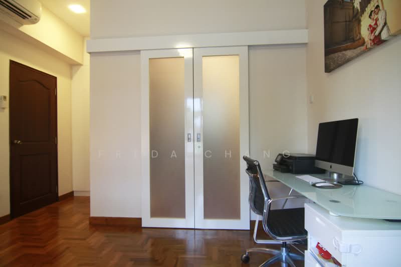 The Anchorage, 370A Alexandra Road, Alexandra / Commonwealth, 2 Bedrooms, 1,206 sqft, Condominium For Rent, by Freda Chang, 20290402 - master room - PropertyGuru.com.sg