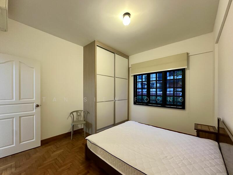 For Rent - Park East