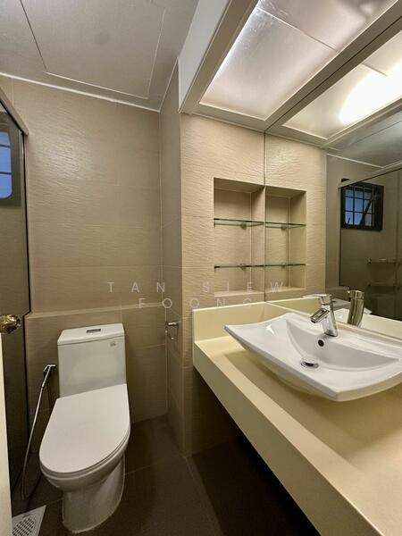 For Rent - Park East