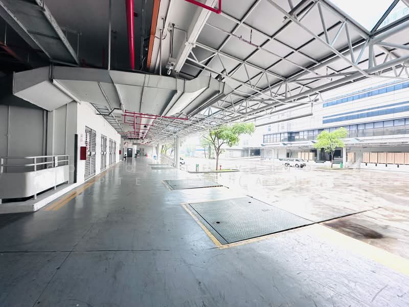 GROUND FLOOR OPERATION, SPECIALISED STORAGE, OFFICE: DIRECT LOADING Corporate Bldg, Free Shuttle MRT, Ground & Upper Floor Options: 5000, 8000,~30000sf CONTACT: +6596881177 Adrian.Koh@corporatevisions.com.sg, 3,000 sqft, Light Industrial (B1) For Rent, by KOH HOONG TSE (ADRIAN), 20304105 - CommercialGuru.com.sg