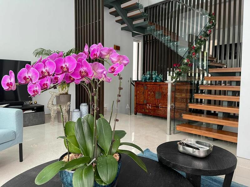 For Rent - One Lynwood