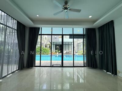 For Rent - One Lynwood