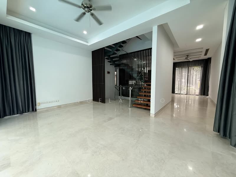 For Rent - One Lynwood