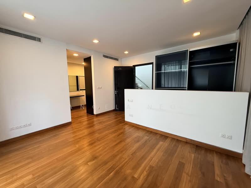 For Rent - One Lynwood