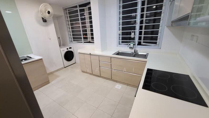 Duchess Manor, 20A Duchess Road, Tanglin / Holland / Bukit Timah, 3 Bedrooms, 1,550 sqft, Condominium For Rent, by Tina Cai, 20311080 - Kitchen - PropertyGuru.com.sg
