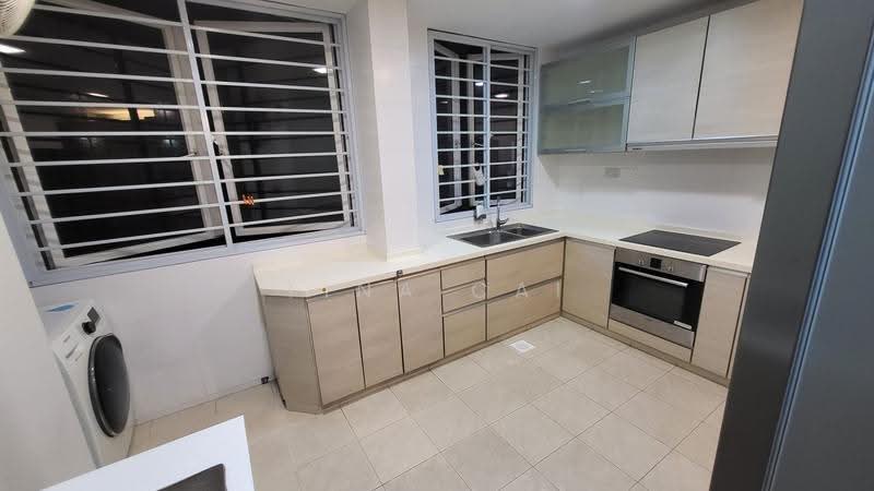 Duchess Manor, 20A Duchess Road, Tanglin / Holland / Bukit Timah, 3 Bedrooms, 1,550 sqft, Condominium For Rent, by Tina Cai, 20311080 - Kitchen - PropertyGuru.com.sg