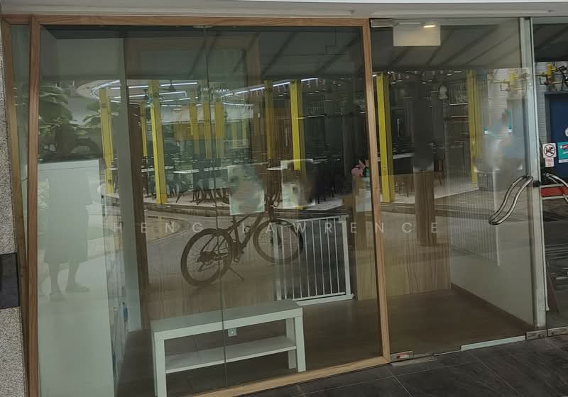 ELIAS MALL