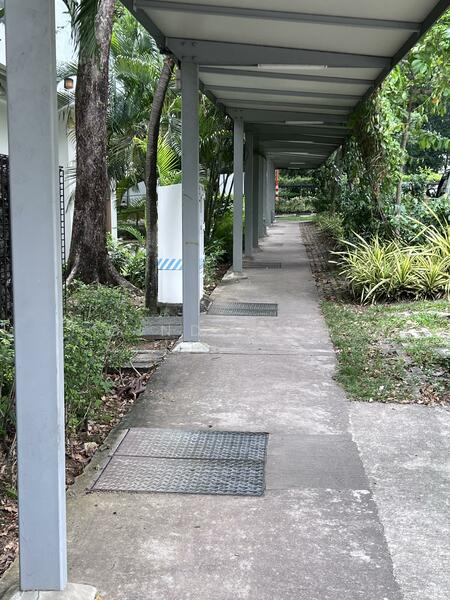 Henderson Industrial Park, 215 Henderson Road, 1,750 sqft, Light Industrial (B1) For Rent, by Cindy Lim, 20314775 - to bus stop - CommercialGuru.com.sg