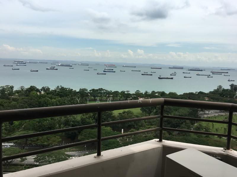 sea view on a gloomy day