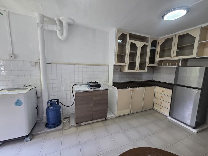 428 Clementi Avenue 3, 428 Clementi Avenue 3, 2 Bedrooms, 882 sqft, HDB Flat For Rent, by Novene Ng, 20317980 - PropertyGuru.com.sg