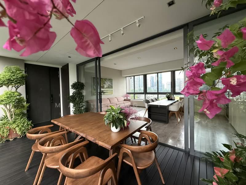 For Rent - OUE Twin Peaks