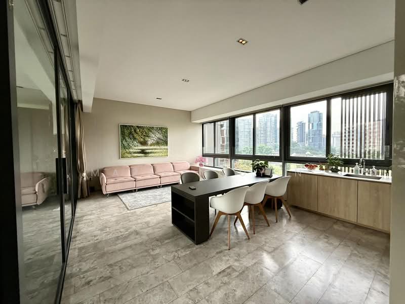 For Rent - OUE Twin Peaks