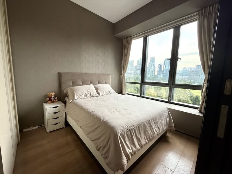 For Rent - OUE Twin Peaks