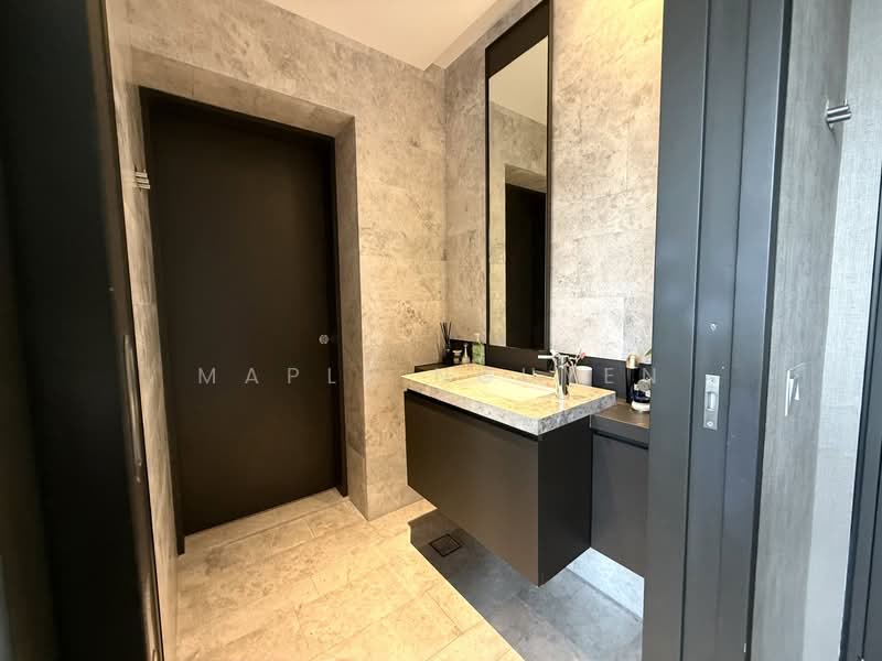 For Rent - OUE Twin Peaks