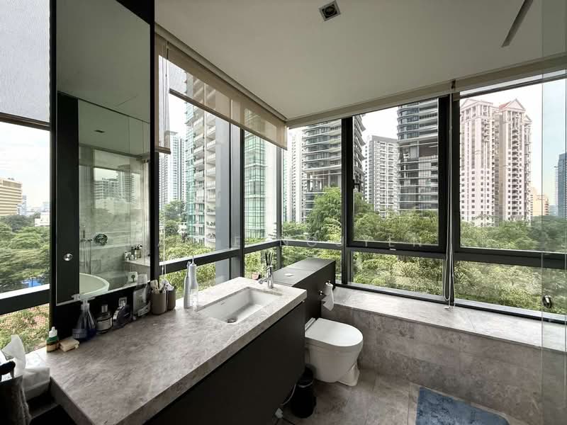 For Rent - OUE Twin Peaks