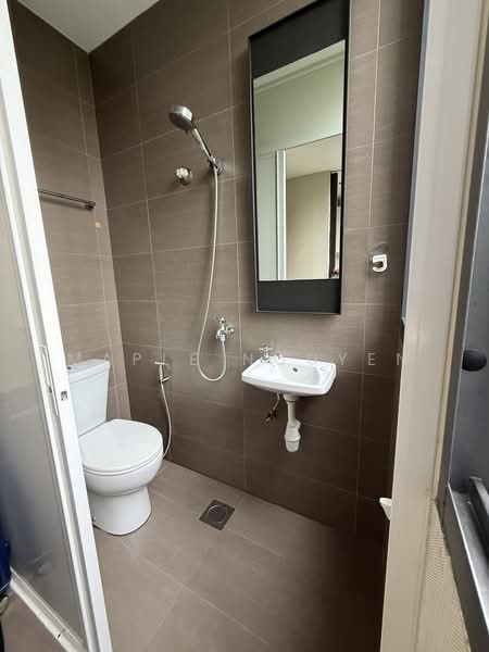 For Rent - OUE Twin Peaks