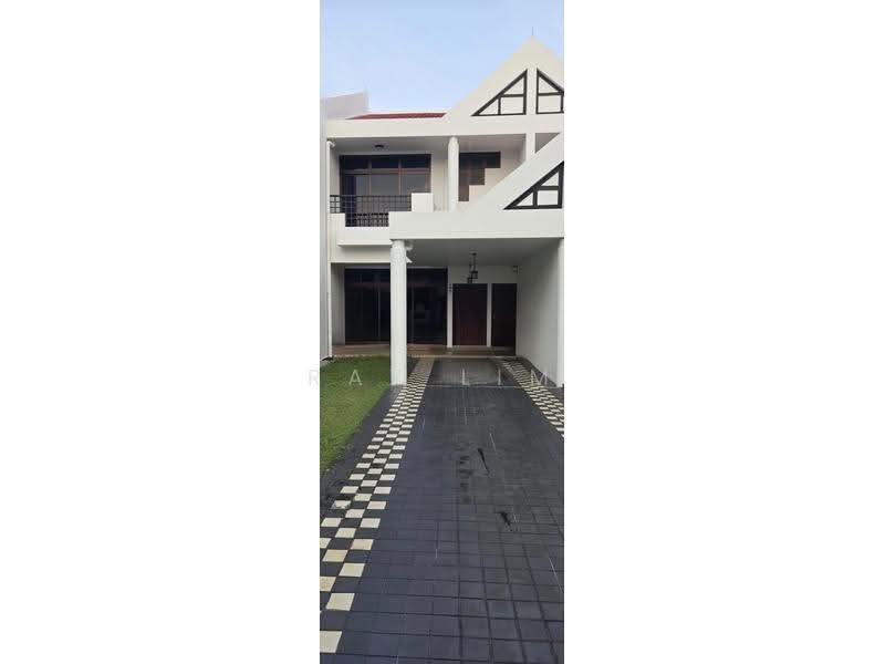 Only $21xx psf ! Poh Huat Vicinity Walk to Kovan MRT/Future S’goon North MRT/1km Rosyth Sch!, Hougang / Punggol / Sengkang, 4 Bedrooms, 2,400 sqft, Terraced House For Sale, by Ray Lim, 20318892 - Exterior - PropertyGuru.com.sg