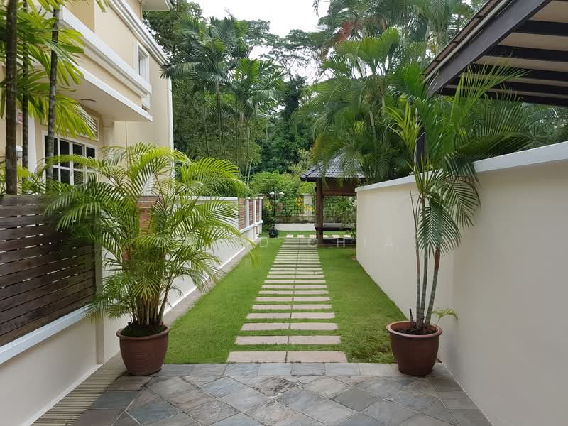 Holland Grove Semi-Detached 5 Bedrooms House, Holland Grove View, 5 Bedrooms, 4,438 sqft, Detached House For Rent, by David Chia, 20320113 - PropertyGuru.com.sg