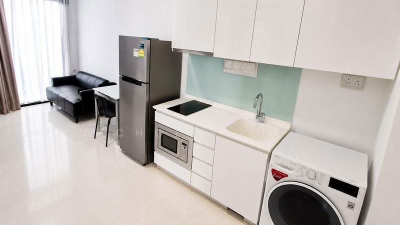 Urban Vista, 18 Tanah Merah Kechil Link, Bedok / Upper East Coast, 2 Bedrooms, 549 sqft, Condominium For Rent, by Nicholas Suen, 20322588 - Living Room - PropertyGuru.com.sg