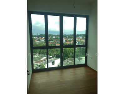 For Rent - Thomson Three