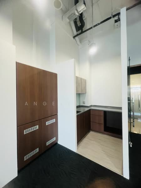 SBF Center, 160 Robinson Road, 753 sqft, Office For Rent, by Angelin Loh, 20327719 - CommercialGuru.com.sg