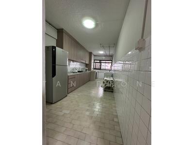 For Rent - 448 Jurong West Street 42