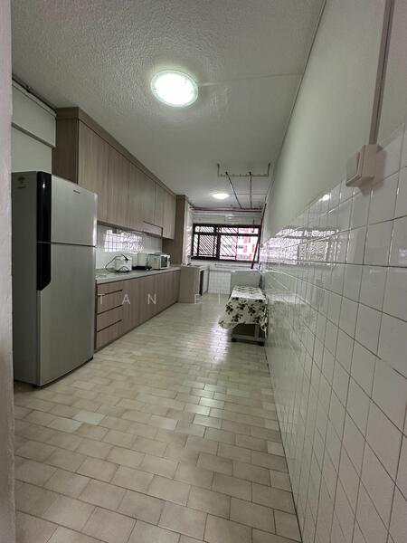 For Rent - 448 Jurong West Street 42