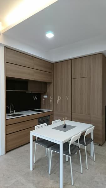 Echelon, 9 Alexandra View, 2 Bedrooms, 732 sqft, Condominium For Rent, by Wendy Lee, 20341001 - Dining set - PropertyGuru.com.sg