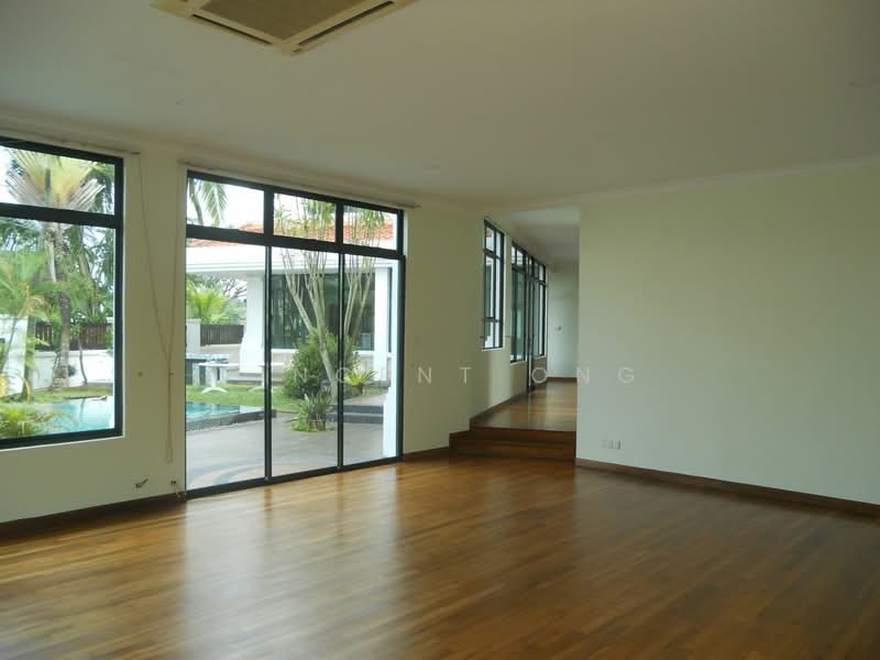 Woodgrove Estate, Ashwood Grove, 6 Bedrooms, 5,400 sqft, Detached House For Rent, by Vincent Ong, 20346813 - PropertyGuru.com.sg