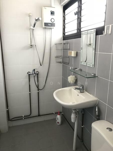 148 Bishan Street 11, 148 Bishan Street 11, Room Rental, 150 sqft, HDB Flat For Rent, by Benson Poh, 20350854 - Attached Bathroom - PropertyGuru.com.sg