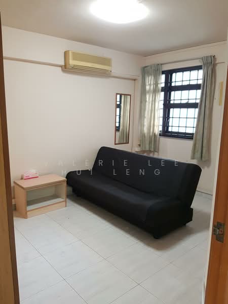 8 Lorong 7 Toa Payoh, 08 Lorong 7 Toa Payoh, 2 Bedrooms, 710 sqft, HDB Flat For Rent, by Valerie Lee, 20352655 - PropertyGuru.com.sg