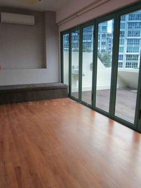 Rifle Range Road Bukit Timah King Albert Park MRT, Rifle Range Road, Clementi Park / Upper Bukit Timah, 5 Bedrooms, 5,128 sqft, Terraced House For Rent, by Diana Chua, 20368246 - PropertyGuru.com.sg