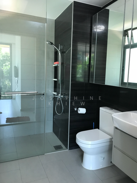 the-glades-tenah-merah-mrt