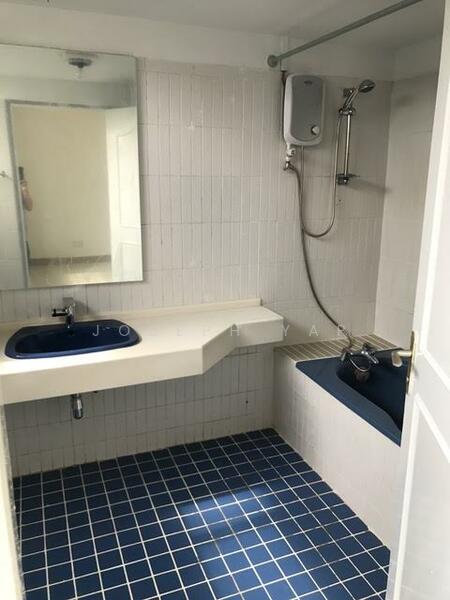 For Rent - Kismis Court
