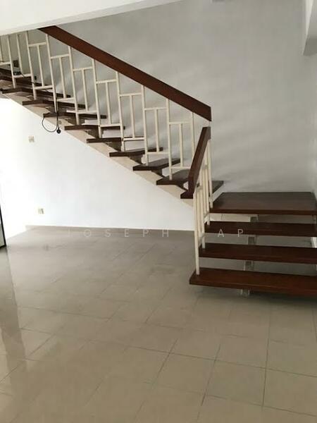 For Rent - Kismis Court