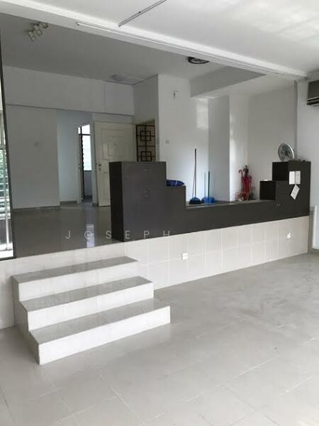 For Rent - Kismis Court
