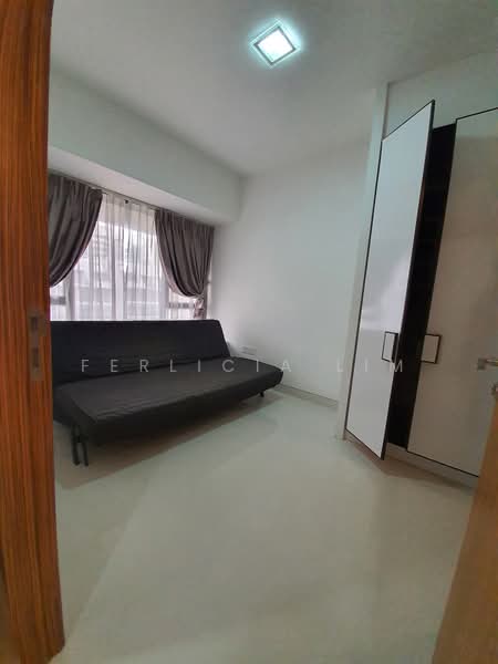 RV Edge, 2 Shanghai Road, 2 Bedrooms, 969 sqft, Condominium For Rent, by Ferlicia Lim, 20380004 - PropertyGuru.com.sg