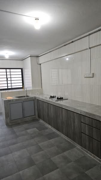 127 Ang Mo Kio Avenue 3, 127 Ang Mo Kio Avenue 3, 2 Bedrooms, 882 sqft, HDB Flat For Rent, by Joseph Tan, 20382462 - PropertyGuru.com.sg