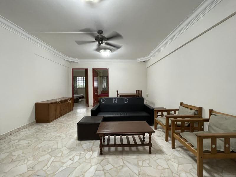 283 Tampines Street 22, 283 Tampines Street 22, Pasir Ris / Tampines, 2 Bedrooms, 796 sqft, HDB Flat For Rent, by Raymond Ang, 20382463 - Living Room - PropertyGuru.com.sg
