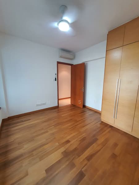 For Rent - The Berth by the Cove