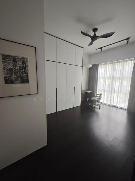 Landbay Condo, 9 Jalan Hajijah, Bedok / Upper East Coast, 2 Bedrooms, 980 sqft, Condominium For Sale, by Silvester Chua, 20390791 - Master Bedroom - PropertyGuru.com.sg