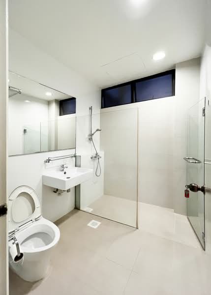 Spanish Village, 60 Farrer Road, 3 Bedrooms, 1,603 sqft, Condominium For Rent, by Tracy Lim, 20391106 - PropertyGuru.com.sg