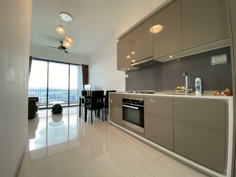 J Gateway, 2 Gateway Drive, 2 Bedrooms, 603 sqft, Condominium For Rent, by John Tan, 20394117 - PropertyGuru.com.sg