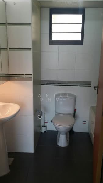 55 Havelock Road, 55 Havelock Road, 2 Bedrooms, 699 sqft, HDB Flat For Rent, by Daniel Ong, 20398509 - Master Bathroom - PropertyGuru.com.sg