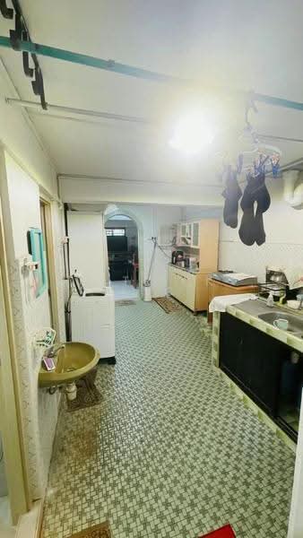 16 Telok Blangah Crescent, 16 Telok Blangah Crescent, Harbourfront / Telok Blangah, 2 Bedrooms, 700 sqft, HDB Flat For Rent, by Patrick Ang, 20399131 - Kitchen - PropertyGuru.com.sg