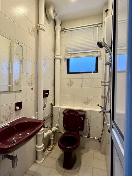 Kim Sia Court, 1 Jalan Jintan, 2 Bedrooms, 1,066 sqft, Apartment For Rent, by Nicholas Nah, 20402132 - PropertyGuru.com.sg