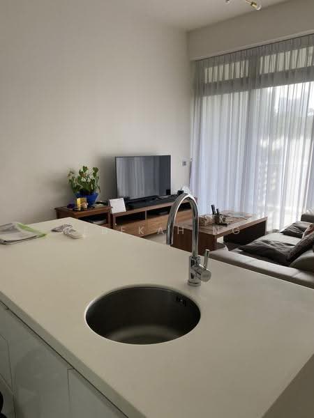 Three Balmoral, 3 Balmoral Road, Tanglin / Holland / Bukit Timah, 3 Bedrooms, 1,538 sqft, Condominium For Sale, by Rebekah Ng, 20405853 - PropertyGuru.com.sg