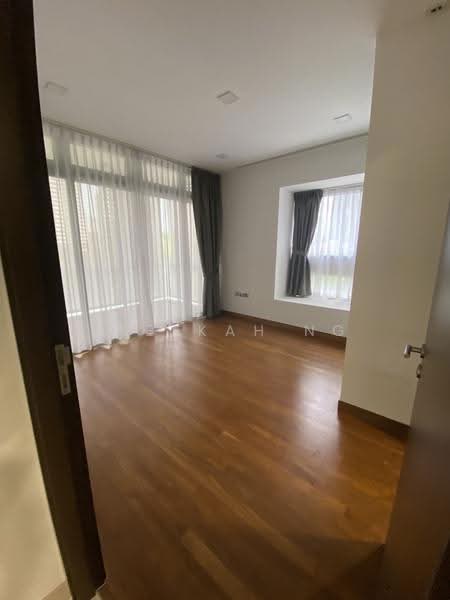 Three Balmoral, 3 Balmoral Road, Tanglin / Holland / Bukit Timah, 3 Bedrooms, 1,538 sqft, Condominium For Sale, by Rebekah Ng, 20405853 - PropertyGuru.com.sg